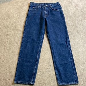 Wrangler straight jeans size 32X32.  - B0319